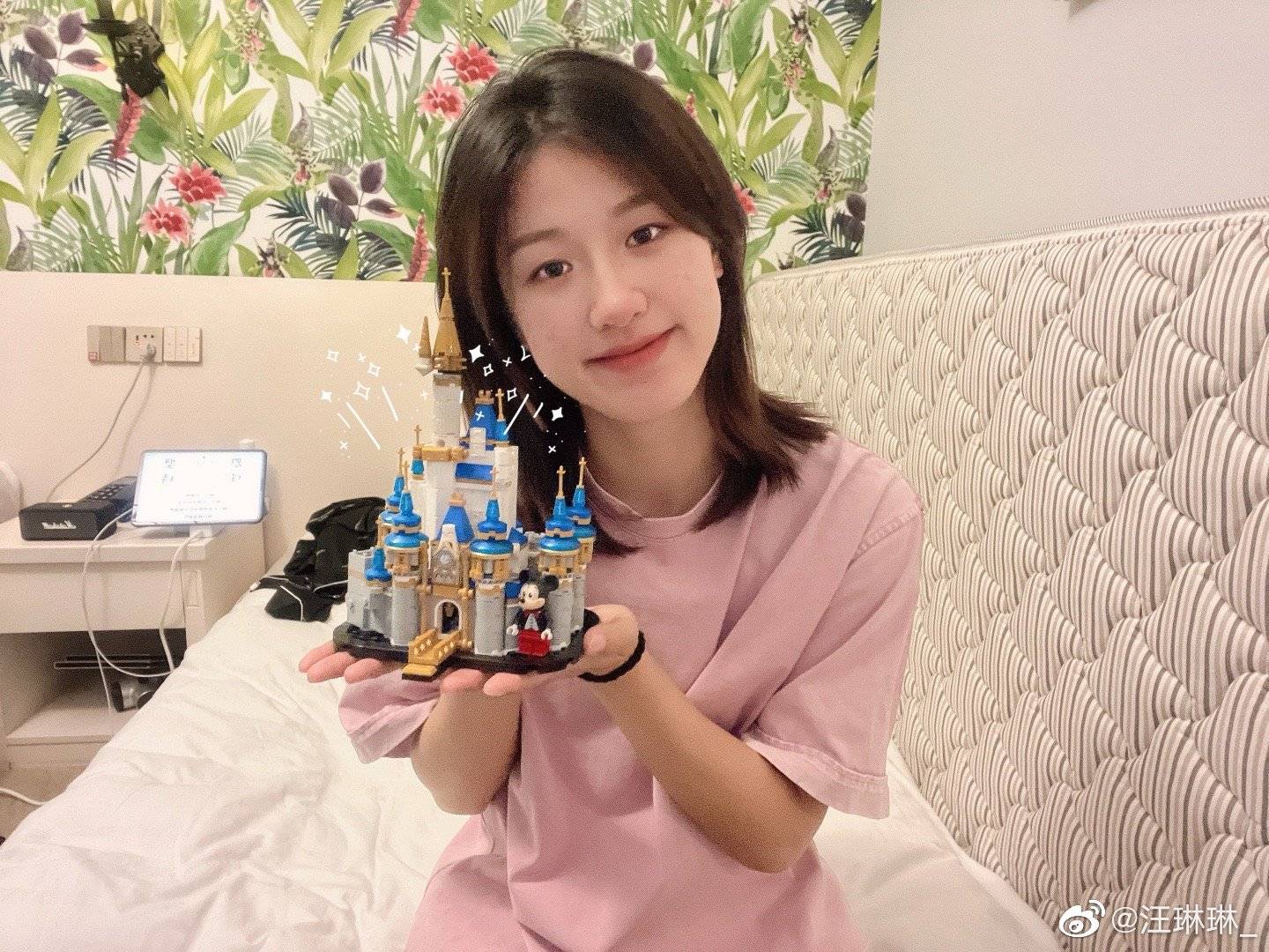 女足00后国脚生活照 可盐可甜颜值在线(组图) 3 20220809093208 62f229985b3fb